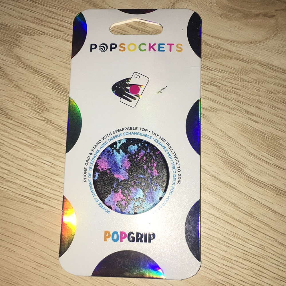 NWT pop socket